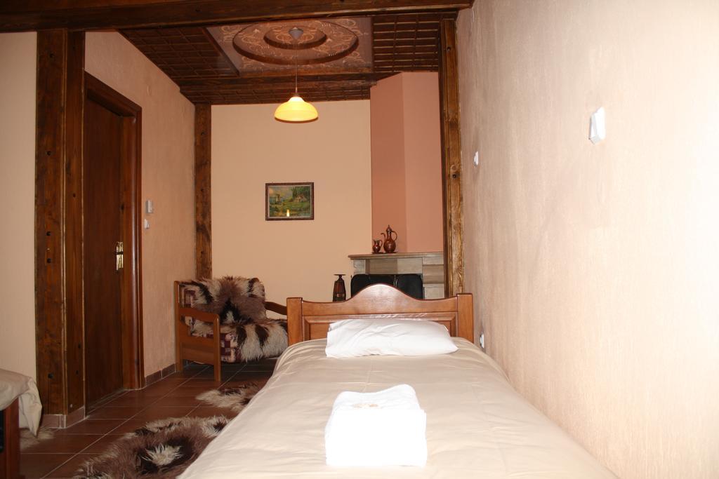 Guesthouse To Spiti Τou Gakou Nestorion Ruang foto