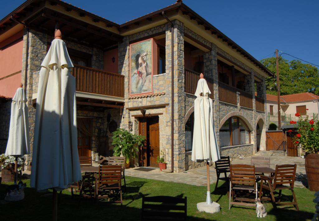 Guesthouse To Spiti Τou Gakou Nestorion Bagian luar foto