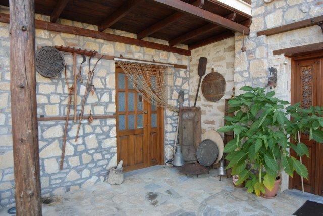 Guesthouse To Spiti Τou Gakou Nestorion Bagian luar foto