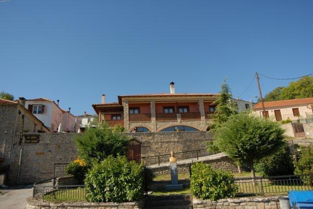 Guesthouse To Spiti Τou Gakou Nestorion Bagian luar foto